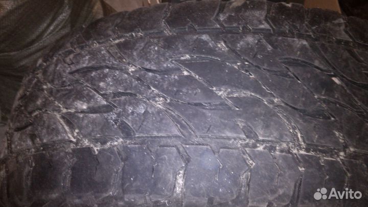 Bridgestone Desert Dueler 265/65 R17 112