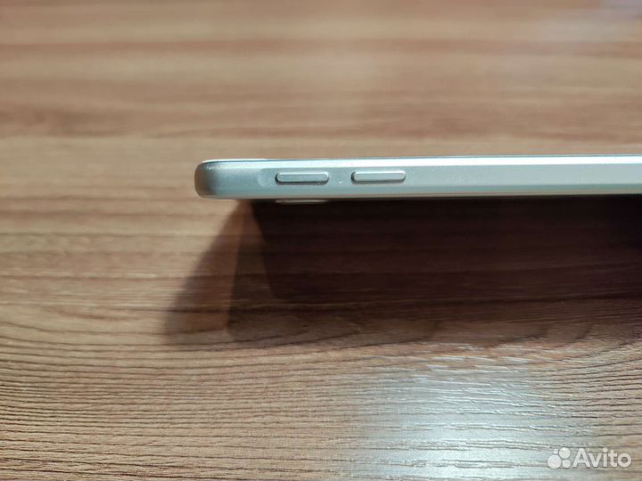 Телефон Samsung galaxy a3 2016. Не рабтает