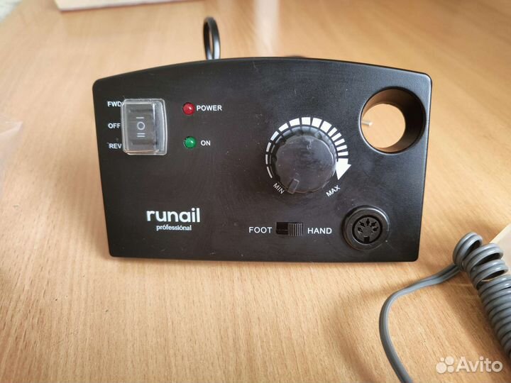 Аппарат для маникюра и педикюра