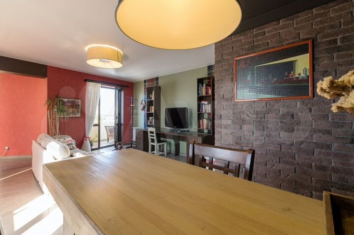 3-к. квартира, 130 м², 10/12 эт.