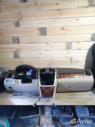 Торпедо Cadillac SRX