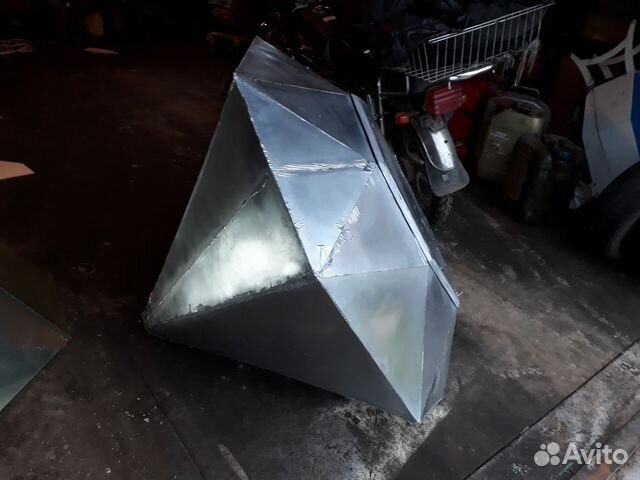 Садовая скульптура конструкция 