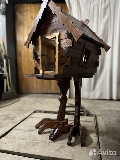 Избушка на курьих ножках