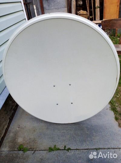 Антенна спутниковая