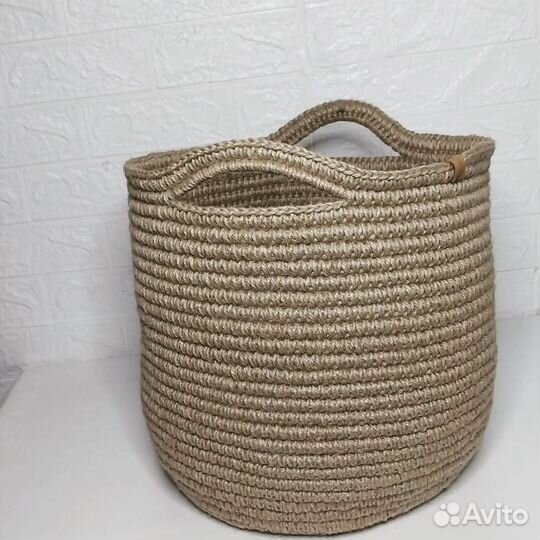 Корзина плетеная