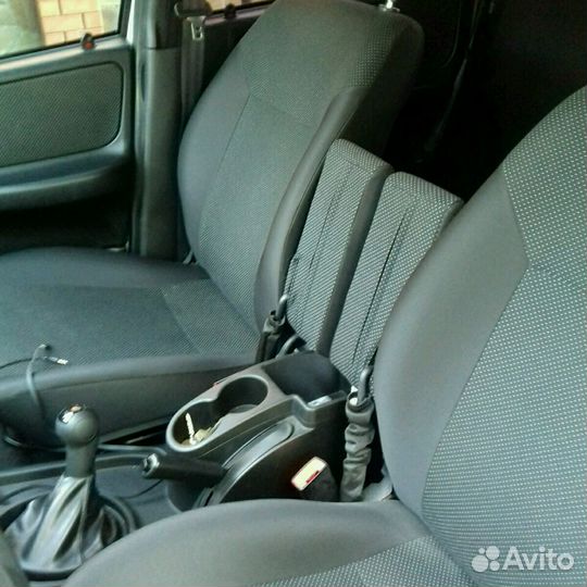 Подлокотники передний центральный