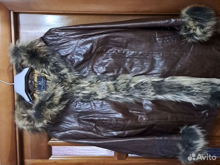 Куртка демисезонная женская кожаная 52-54
