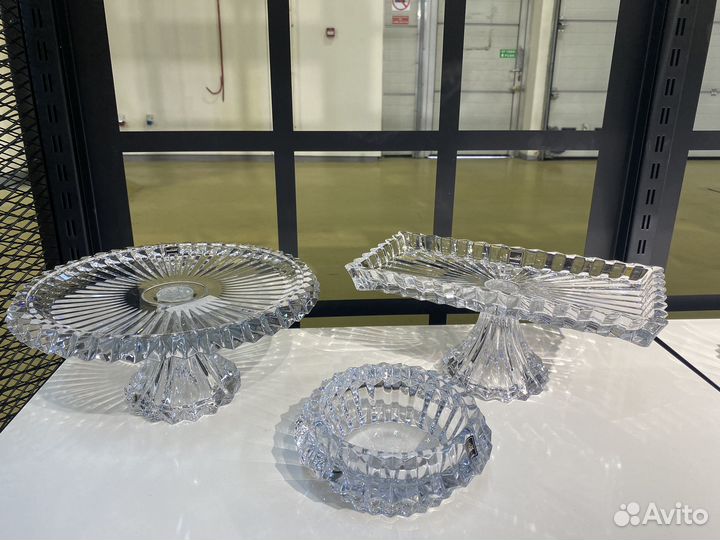 Хрустальные вазы, тортницы, рулетницы 
