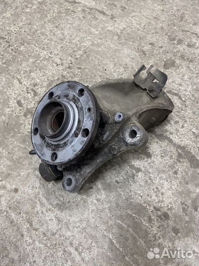 Правый кулак passat b6 b7 cc