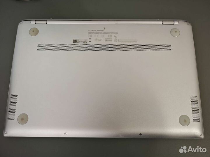 Asus zenbook 14 um431d