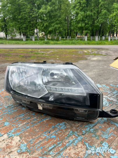 Фара skoda rapid