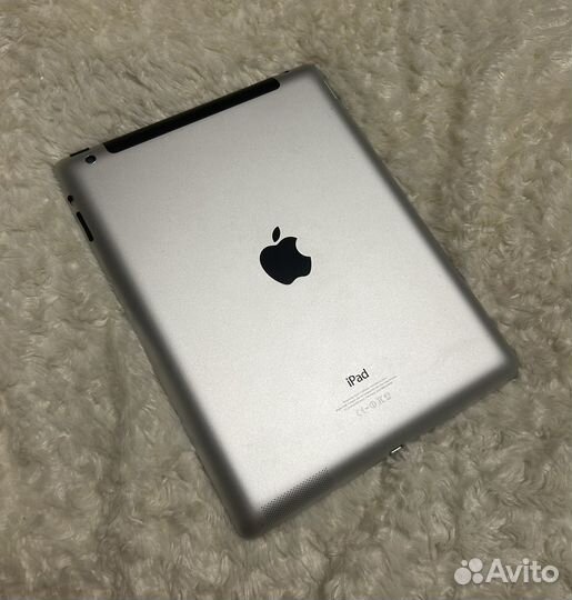 Планшет Apple iPad 4 64GB