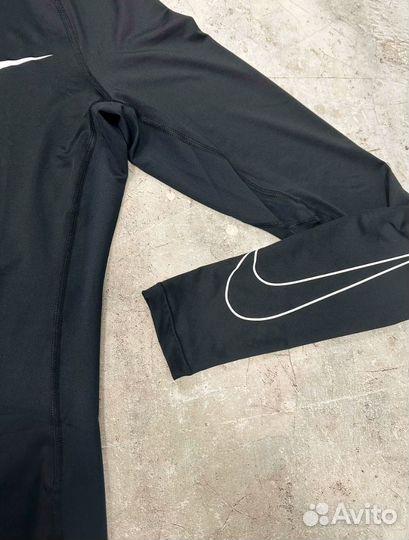 Лонгслив Nike Pro для тренировок