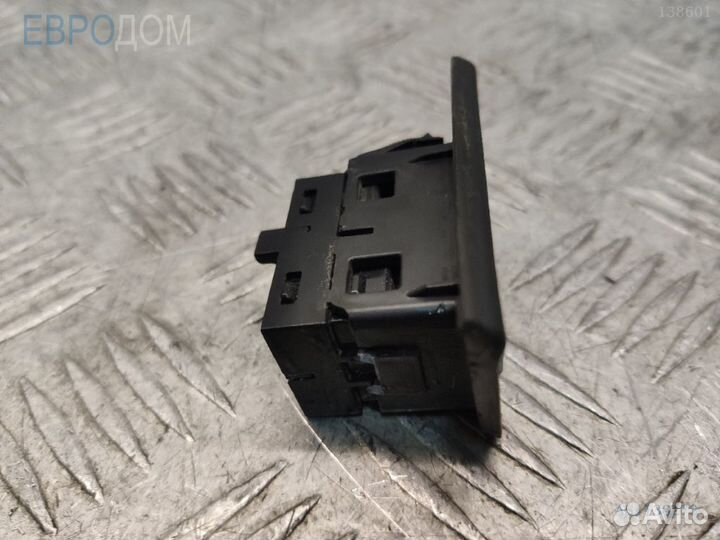 Кнопка стеклоподъемника передняя на BMW G05 s11362