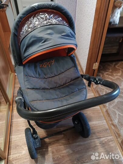 Коляска 3 в 1 tutis zippy