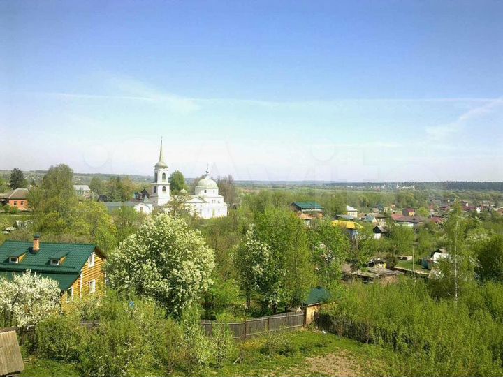 Дом 490 м² на участке 10 сот.