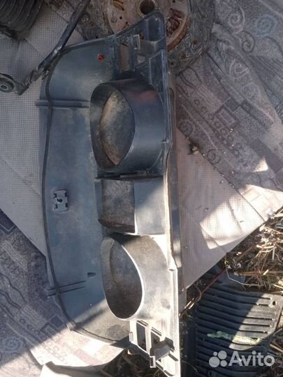 Накладка панели приборов Mitsubishi Pajero 2