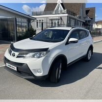 Toyota RAV4 2.0 CVT, 2014, 126 000 км, с пробегом, цена 2 330 000 руб.