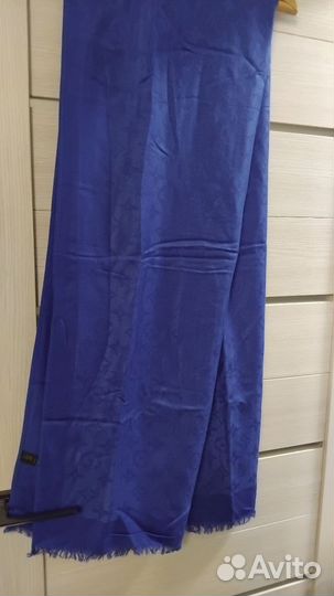 Женские шарфы и платки