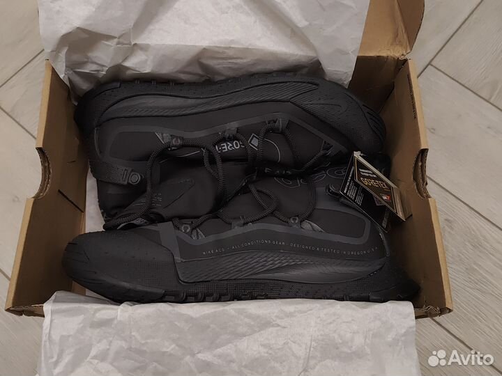 Nike ACG air terra antarktik gore tex black