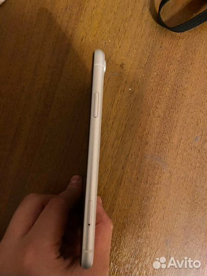 Телефон iPhone хр