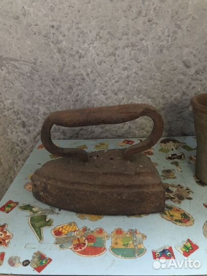 Старый утюг, ступа