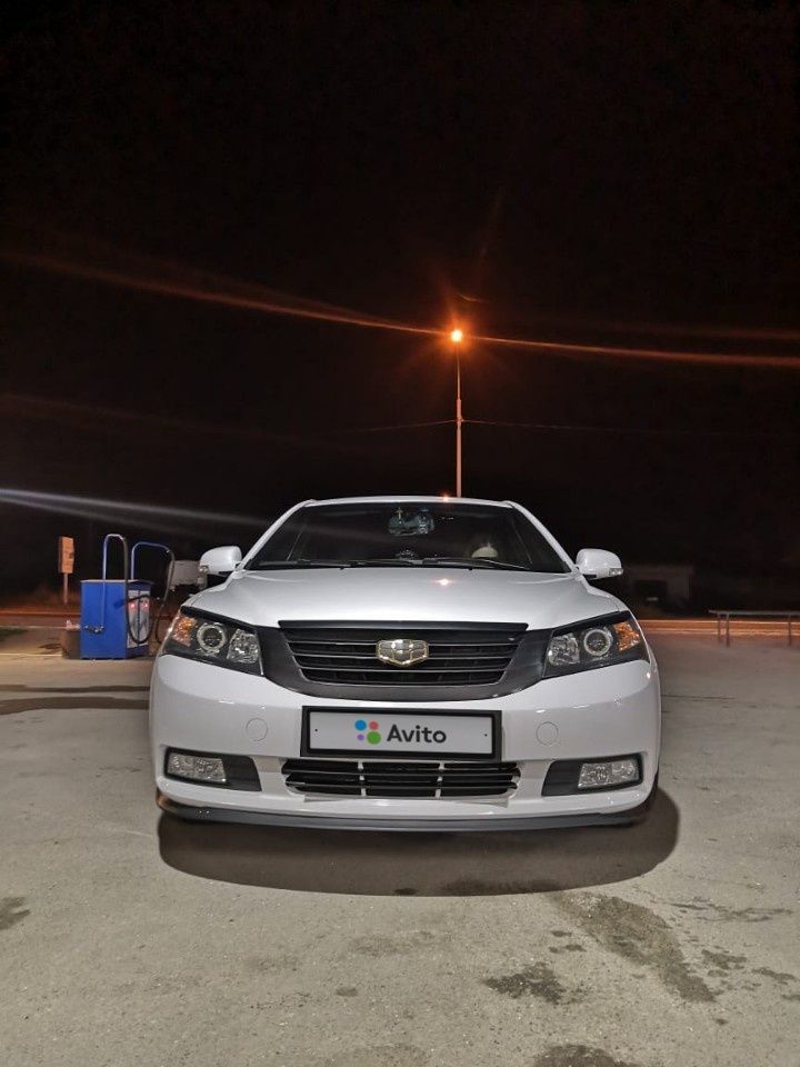 Geely Emgrand EC7: фото владельца