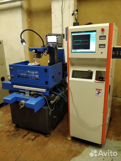 Электроэрозионный вырезной станок DK7745