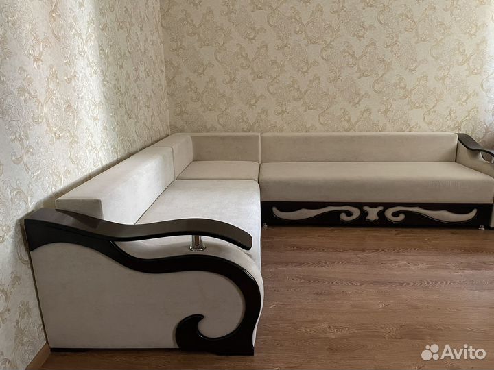 Угловой диван