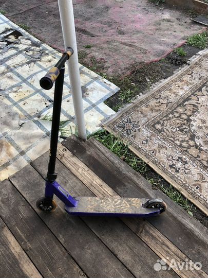 Самокат трюковой
