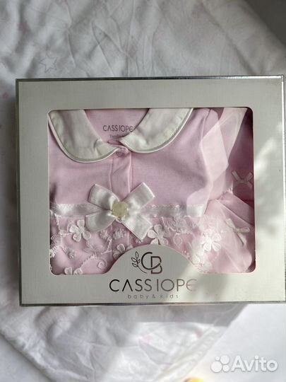 Комплект на выписку для новорожденных новый