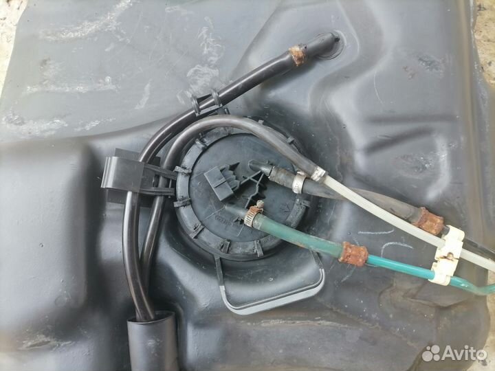 Топливный бак на Фольксваген