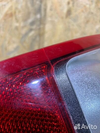 Фонарь задний левый Land Rover Range Rover sport