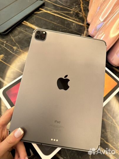 iPad pro 11 2022 256 gb space gray