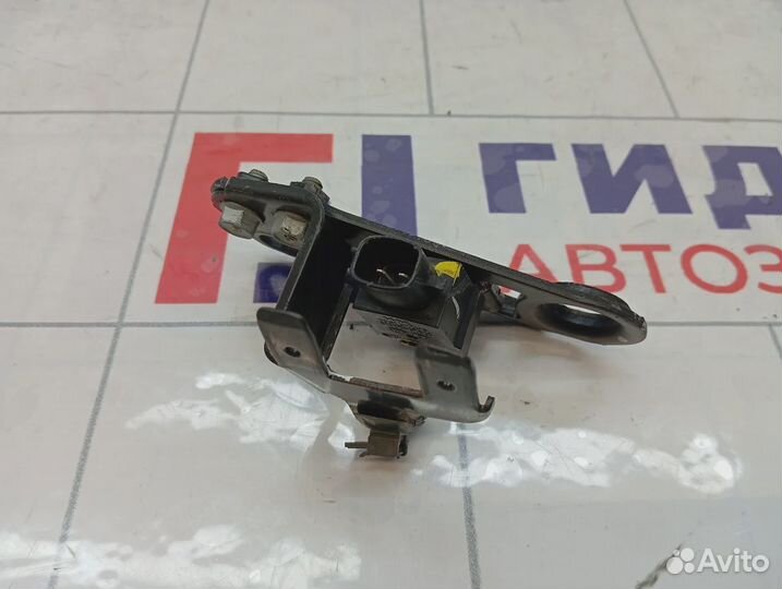 Конденсатор Hyundai Solaris (RB) 27325-2B010