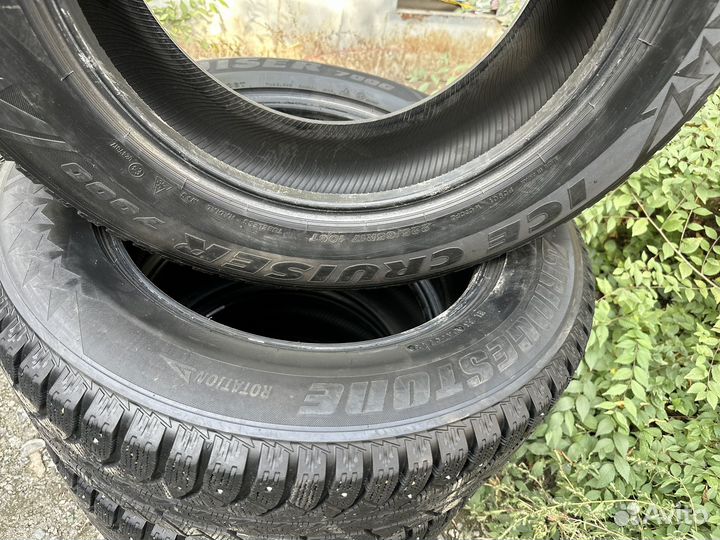 Bridgestone Ice Cruiser 7000 225/65 R17 106T