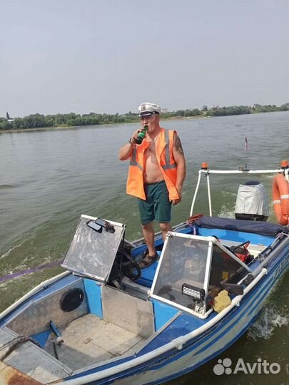 Продам лодку южанка 2