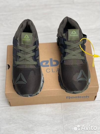 Кроссовки рибок хаки осень