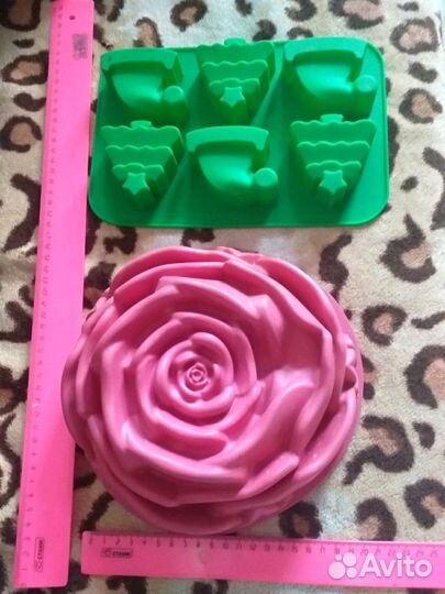 Силиконовая форма зеленая