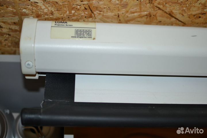 Экран для видеопроектора