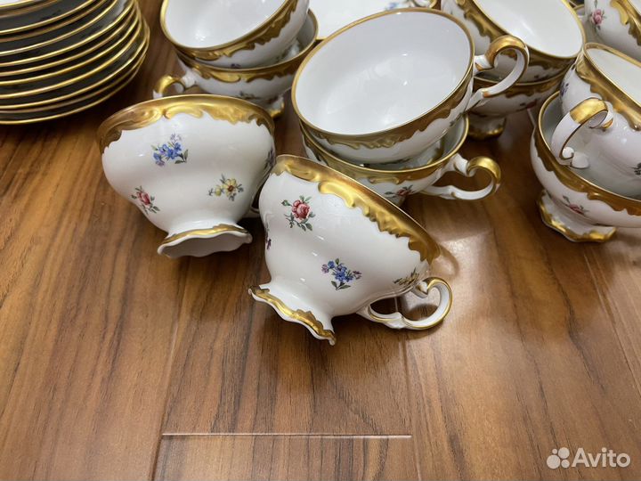 Сервиз на 12 персон