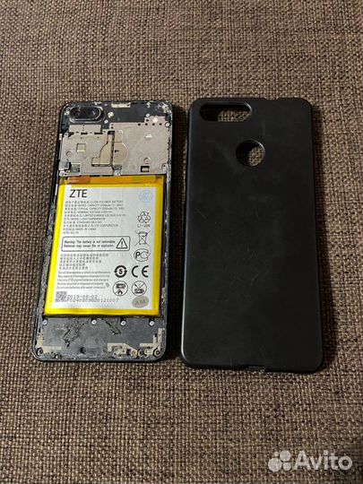 ZTE Blade V9, 3/32 ГБ