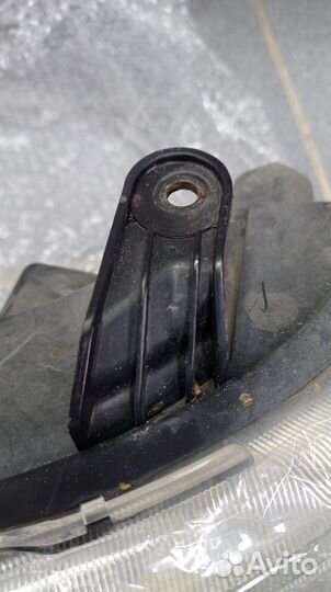 Фары передние toyota tundra