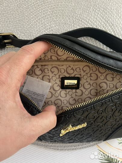 Сумка Guess