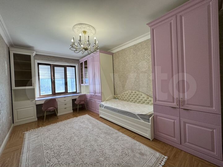 3-к. квартира, 155 м², 17/18 эт.