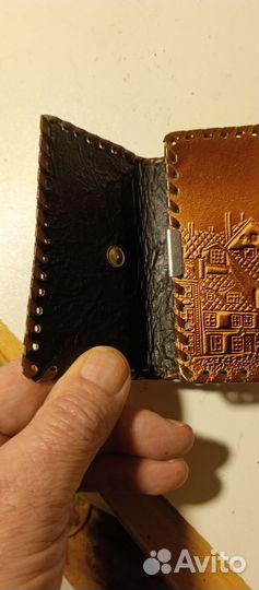 Ключница кожаная