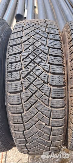 Pirelli Ice Zero 185/65 R15