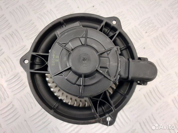 Моторчик печки для Hyundai-KIA i30 1 971132L000