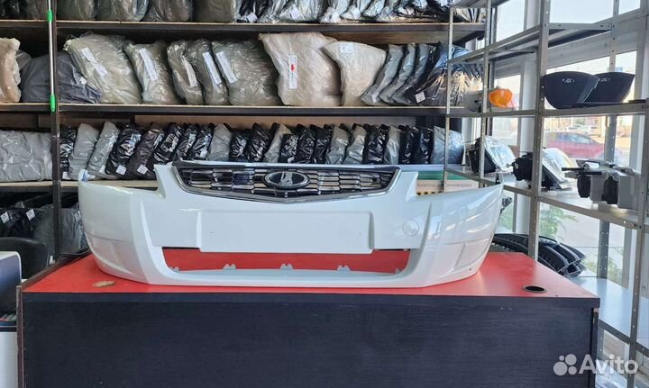 Передний бампер priora 2 белый