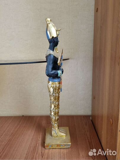 Египетская статуэтка